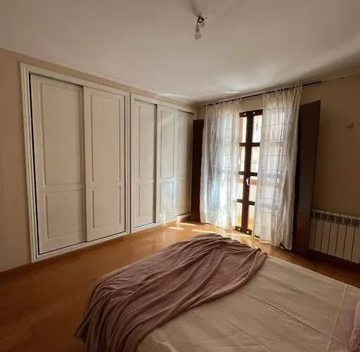 Bem Acogedora Y Muy Centrica *