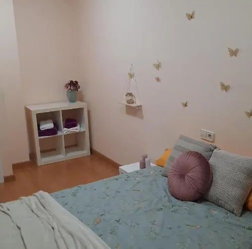 Bem Acogedora Y Muy Centrica *